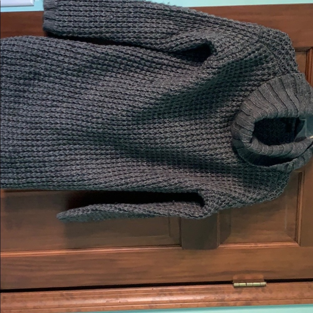 GUESS Long Sweater